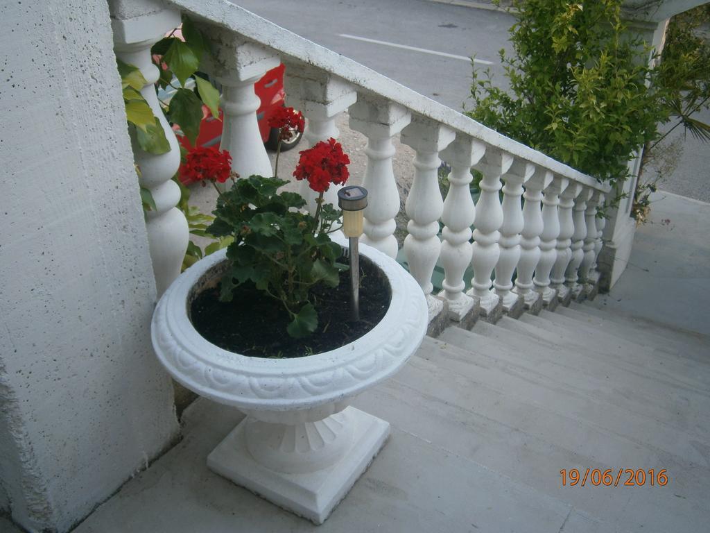 Apartments Sea And Sun Rabac Exterior foto
