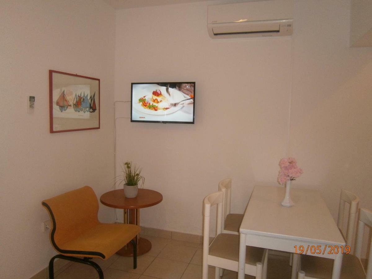 Apartments Sea And Sun Rabac Exterior foto