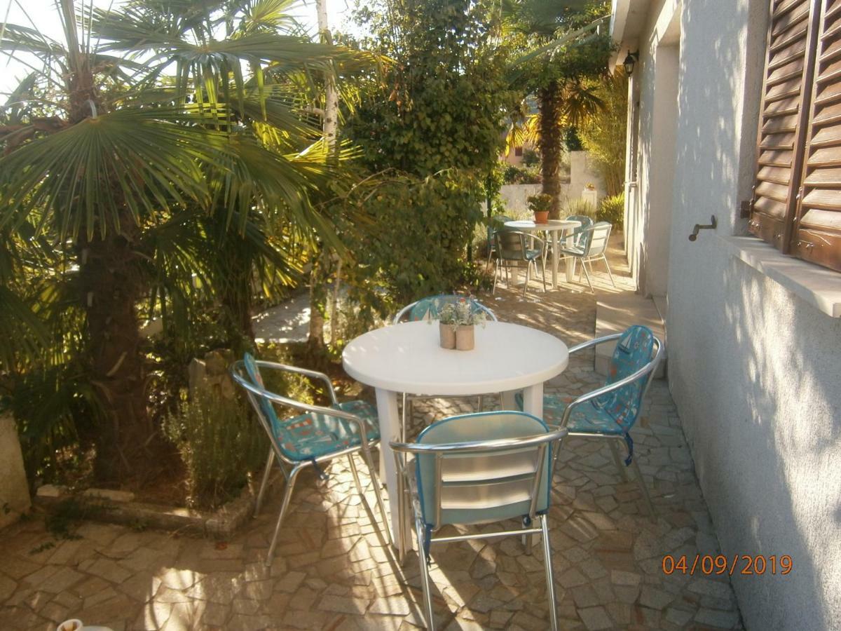 Apartments Sea And Sun Rabac Exterior foto
