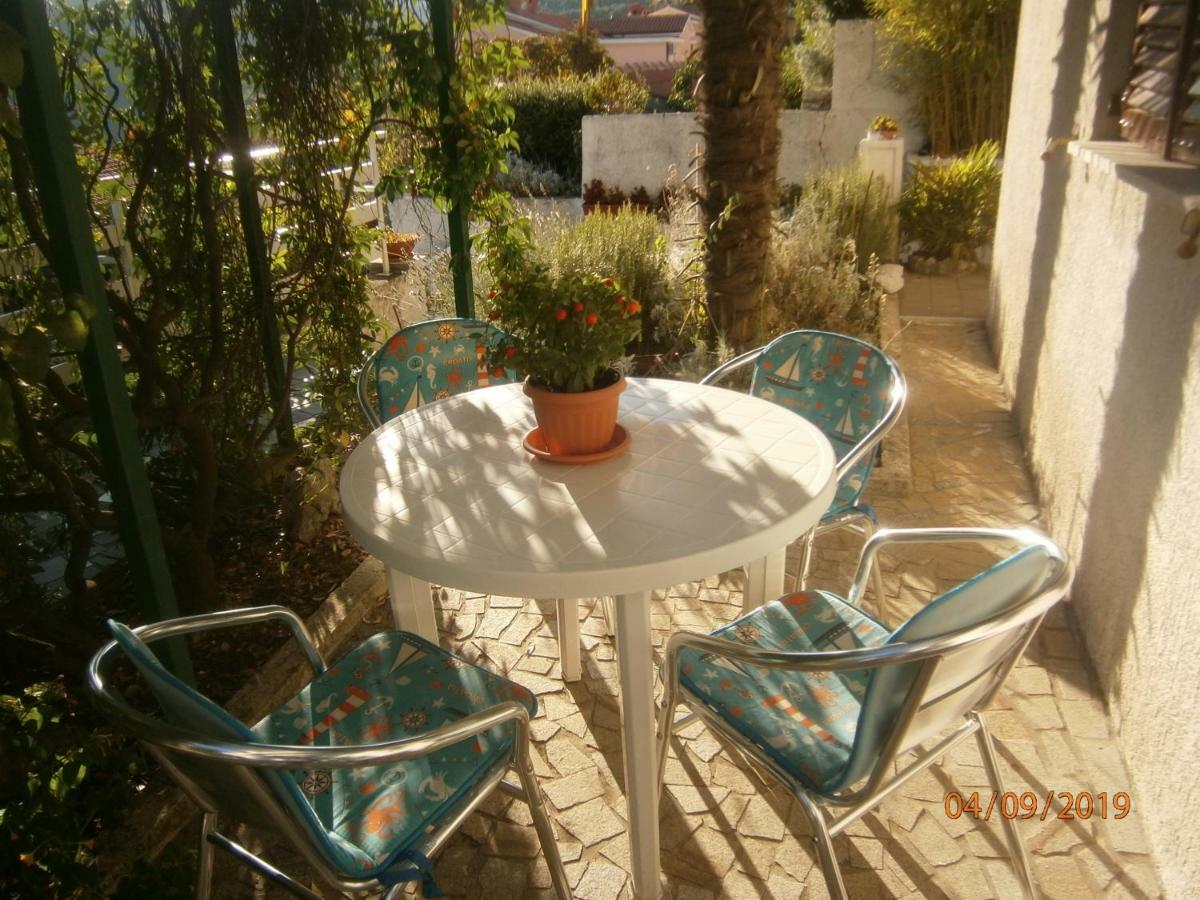 Apartments Sea And Sun Rabac Exterior foto